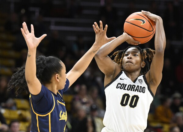 Vonleh scores 19 No. 5 Colorado races past California 76 61 for